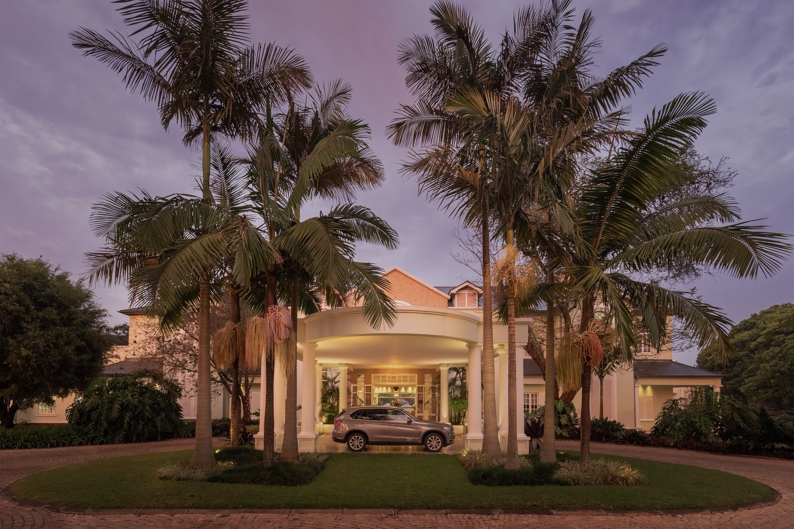 036 Hemingways Nairobi Kenya Hotel Photographer Teagan Cunniffe 06 25